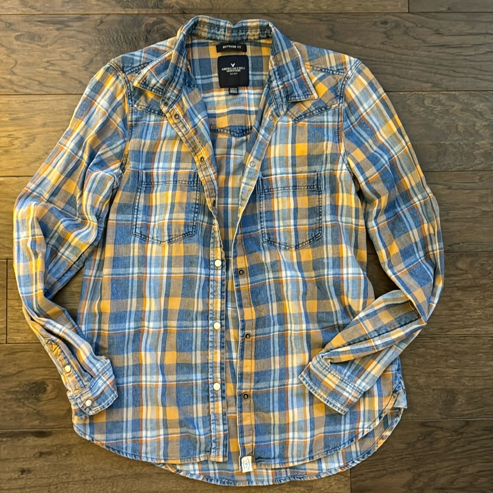 American Eagle Boyfriend Fit Shirt